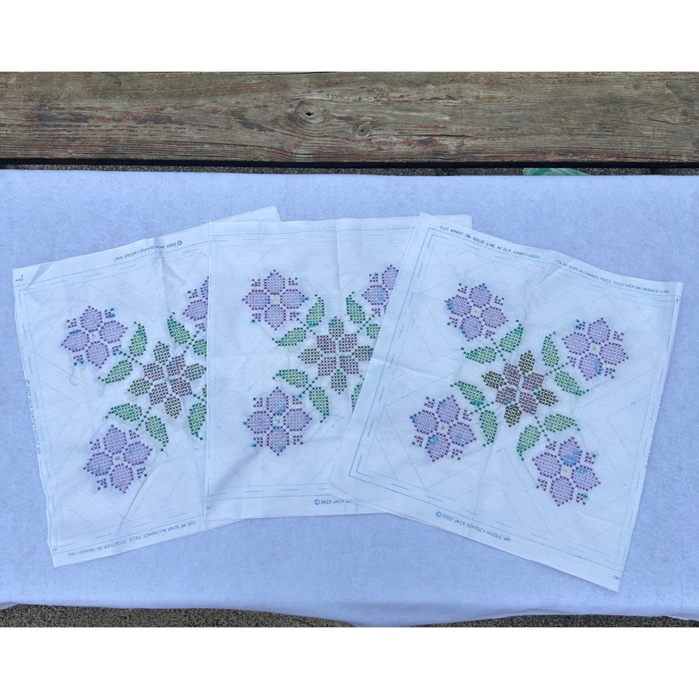 Cottagecore Jack Dempsey Needle Art 18in White Purple Floral Quilt Squares 12pc